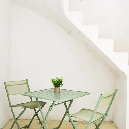 Saint Julien 公寓 *