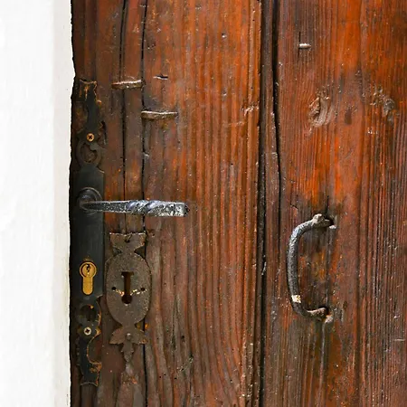 Saint Julien 公寓 *